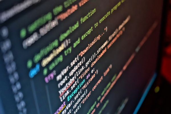 Outsourcing IT - czy warto przekazać obsługę informatyczną w ręce specjalistów?